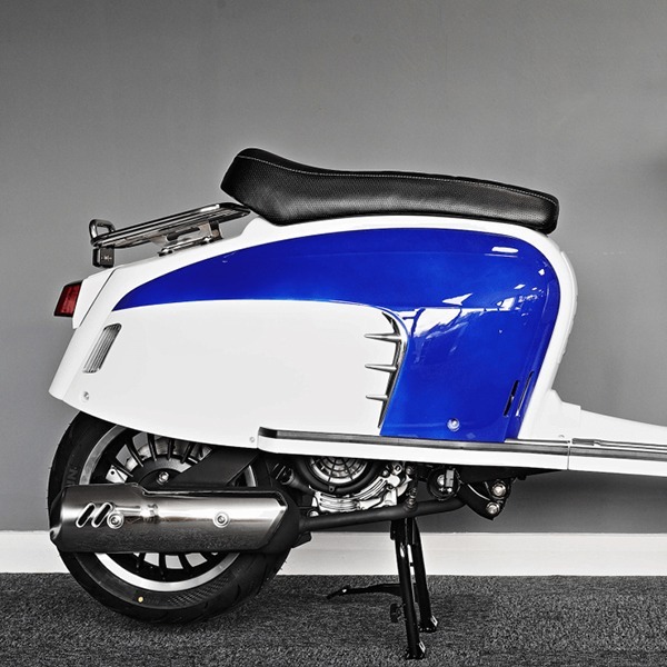 Royal Alloy Right Side Cover - Blue And White